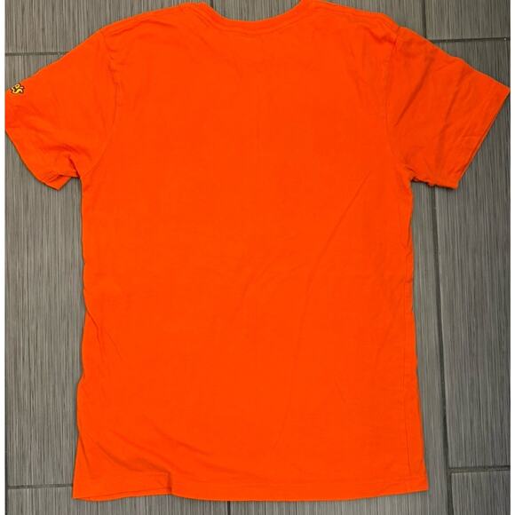 Reese’s Peanut Butter Cup We Are Family Short Sleeve Tshirt Size Medium Cotton - Picture 4 of 7